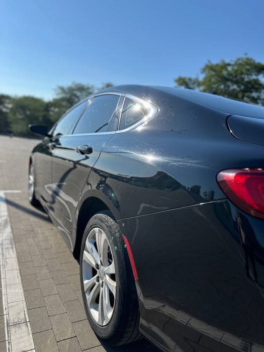 Chrysler 200 2015 VIN 1C3CCCAB5FN734610 фото оголошення 4 з 23