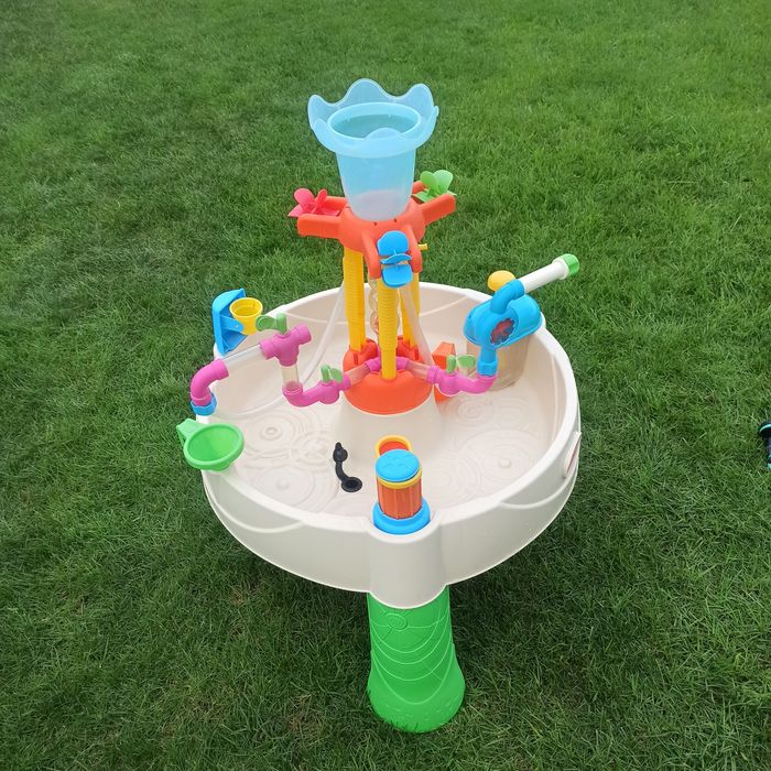 Plac wodny Little Tikes Fabryka Fontann