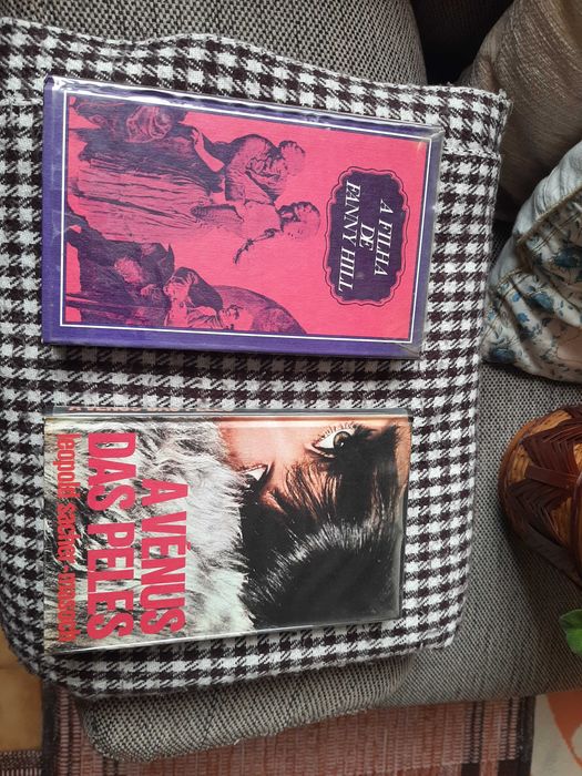 4  Livros novos conforme fotos,nunca foram lidos.2€cada.