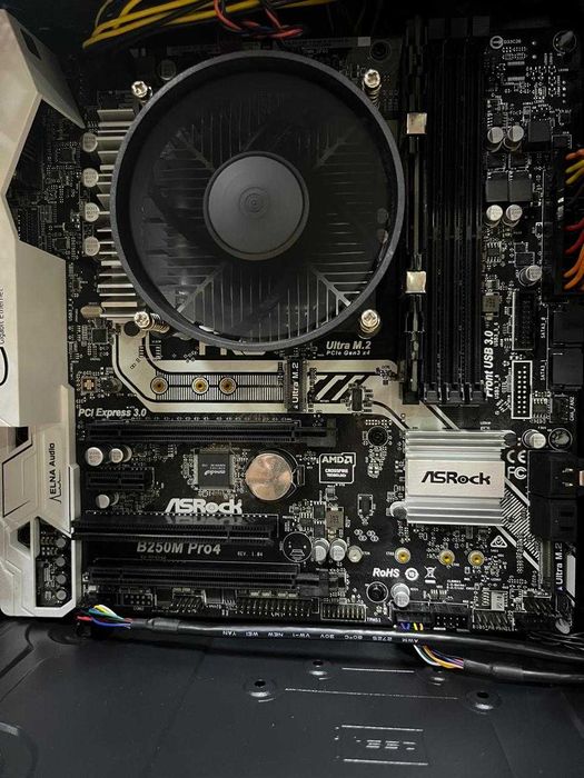 Продам системний блок ASRock B250M Pro4/i3-6100/DDR4-2133 8192MB
