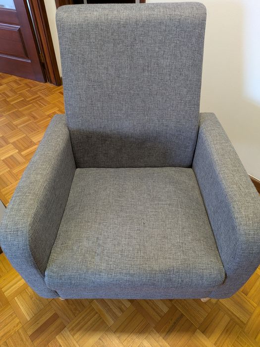 Cadeira em bom estado