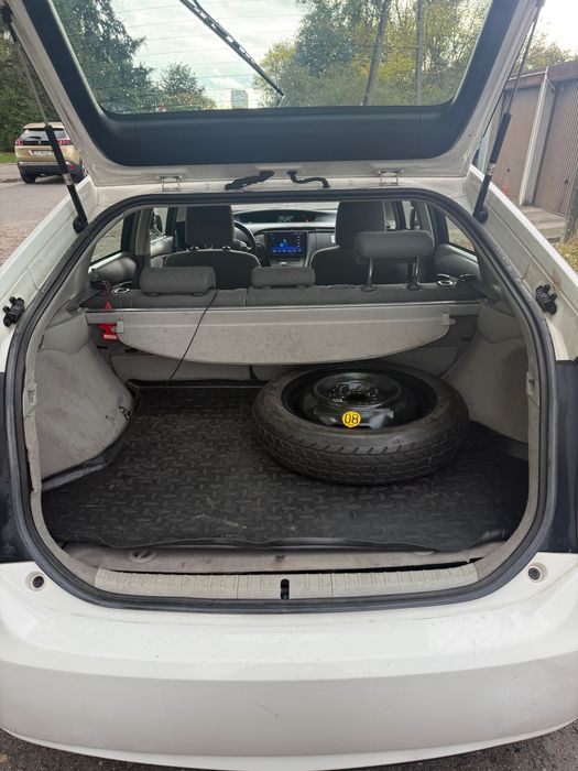 Toyota prius 2012 30