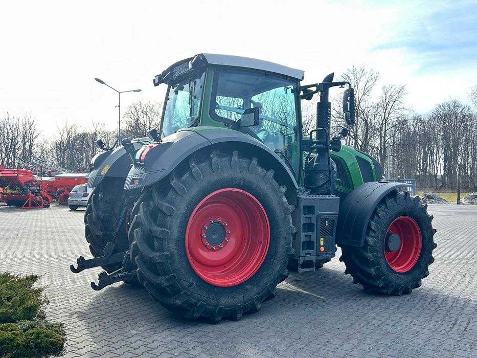 Ciągnik Fendt 824 Vario Profi Plus
