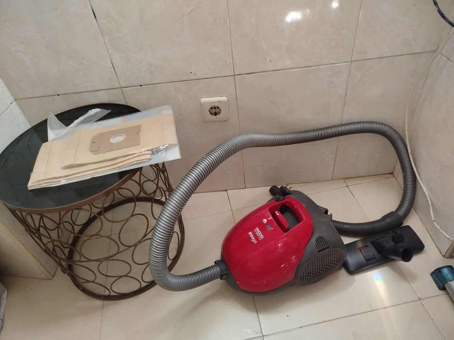 Aspirador Ufesa big bag