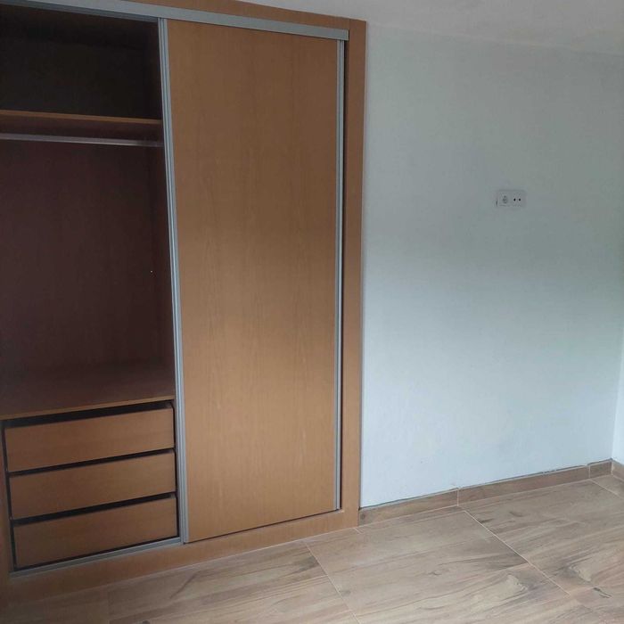 Casa T1 para alugar - Varziela