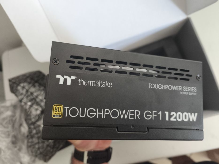 Thermaltake Toughpower GF1 1200 Power Supply64171734918786124