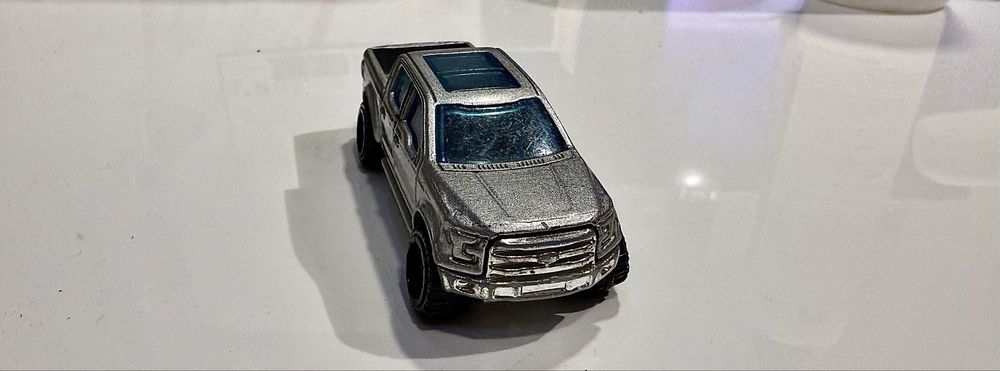 HOT WHEELS, '15 Ford F-150, 2014 Mattel