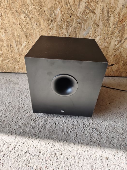 Subwoofer JBL SUB 125 aktywny 20cm głośnik