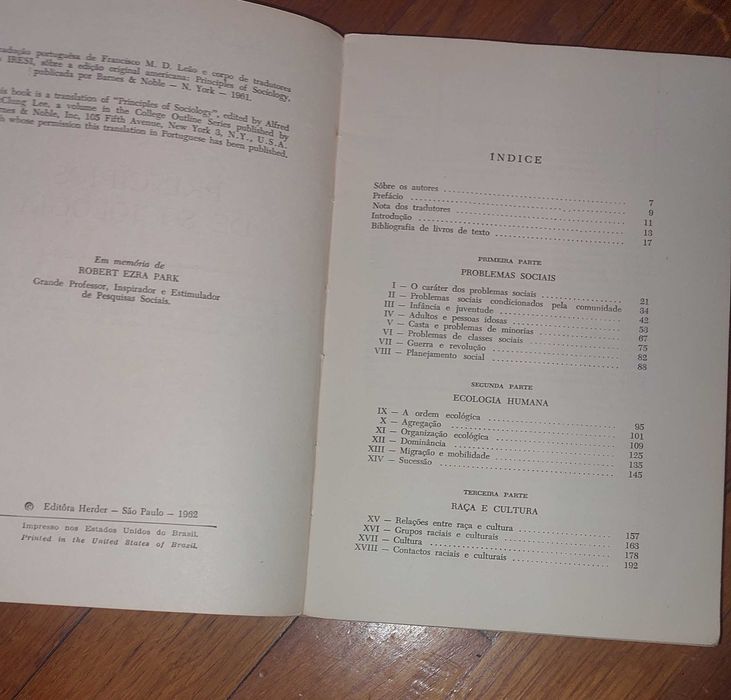 Princípios de sociologia de McClung Lee