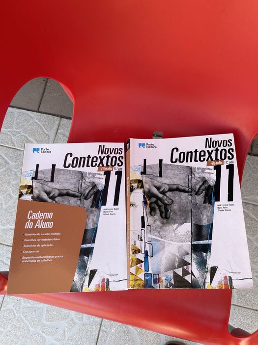 Livro Filosofia 11.ºAno - Novos Contextos - COMO NOVO