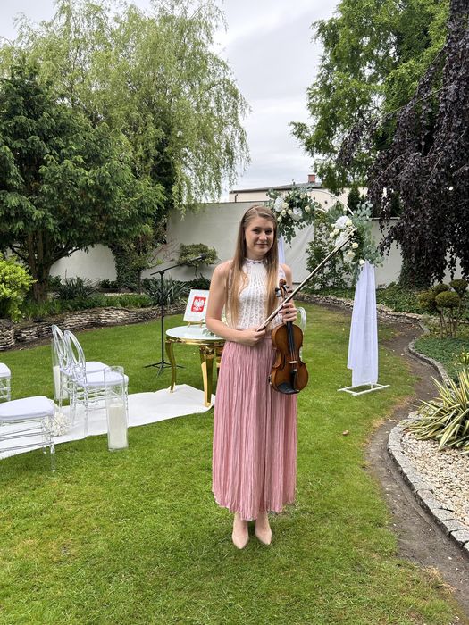 Skrzypce/skrzypaczka na ślub - Profesjonalna oprawa muzyczna