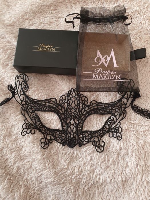 Maska Koronkowa Poupee Marilyn
