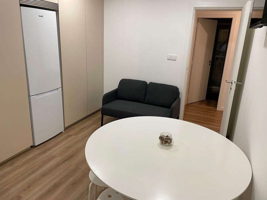 Arrendo quartos ao dia individuais ou partilhados