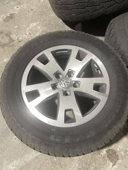 Jantes 17 originais c/ pneus VW AMAROK