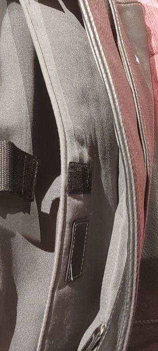 Pasta  Camel , pele preta,c/nova