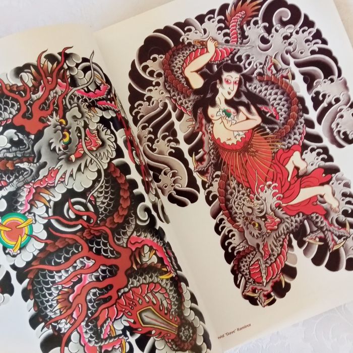 Livro de tattoo / tatuagem - Dragões- tatuagens, desenhos e pinturas