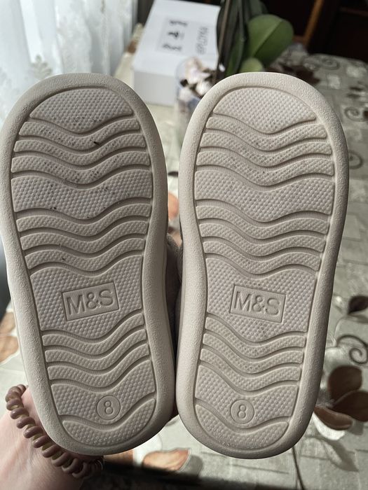 Тапочки на дівчинку