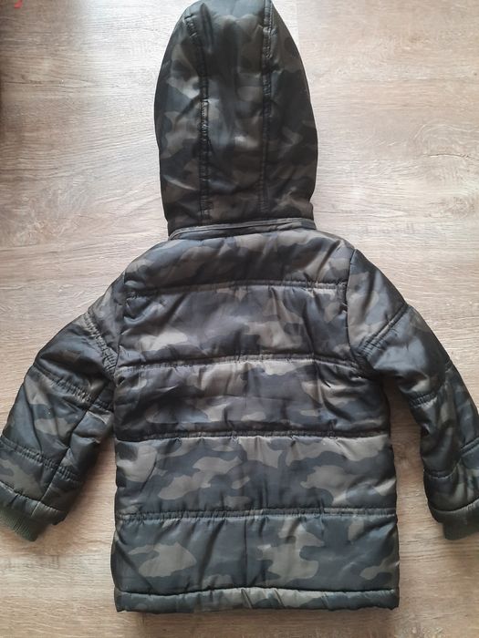 Kurtka zimowa na 3 latka