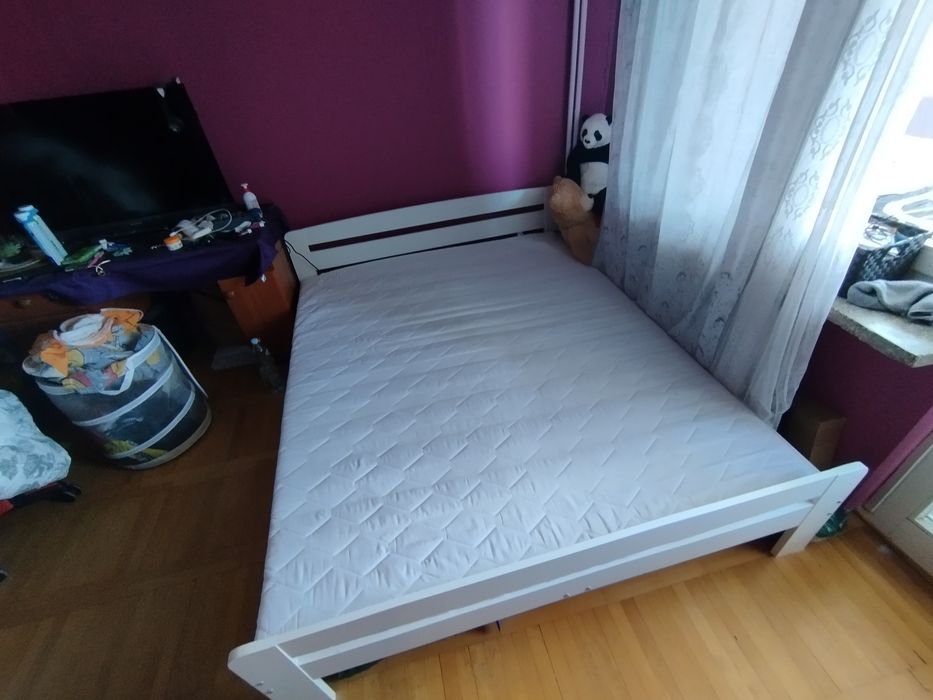 Łóżko 160×200 plus materac