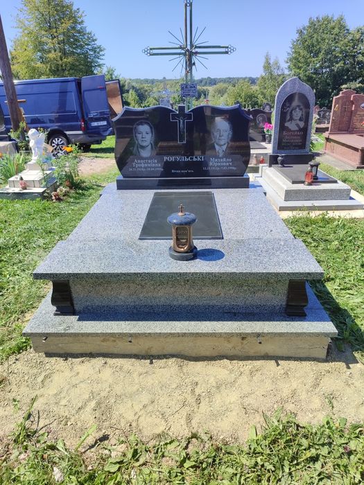 Гранітні Памятники