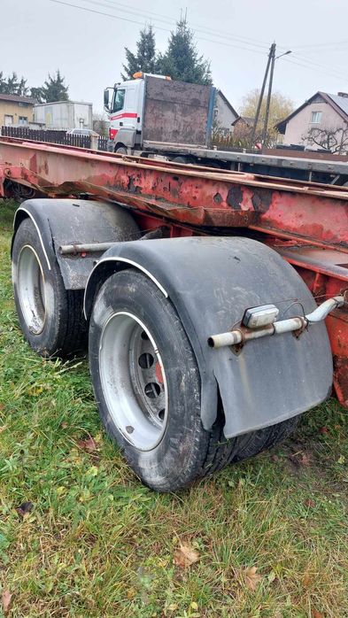 Przyczepa 4-osiowa na resorach