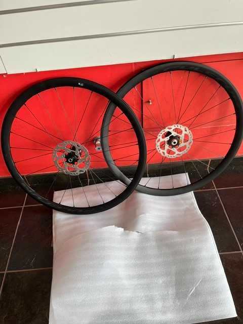 Rodas fulcrum Racing 4 novas c/garantia