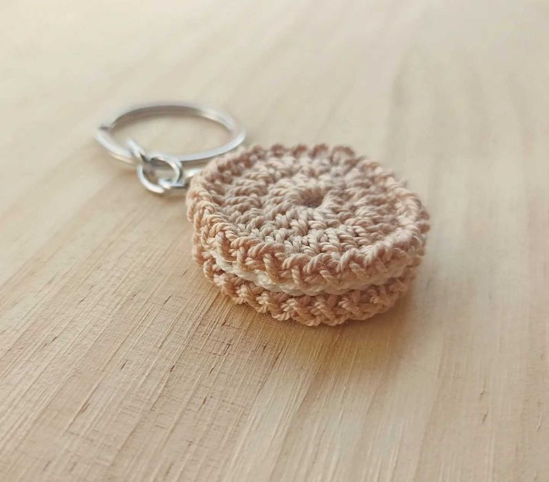 Porta-chaves Bolacha Oreo em Croché