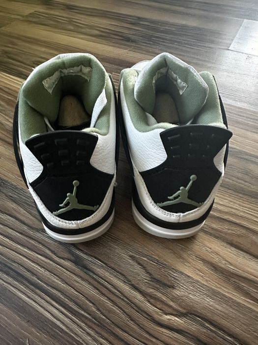 Jordan 4 sea foem