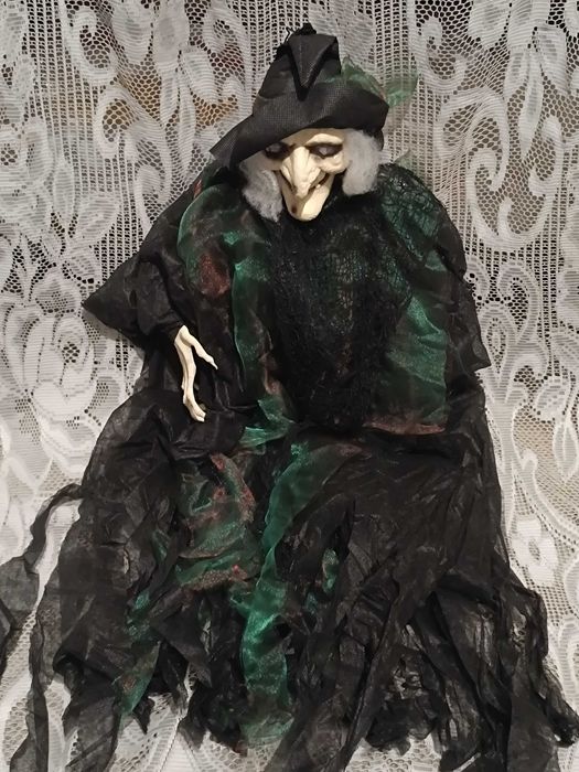 Conjunto Halloween::Bruxa Luzes e adereços
