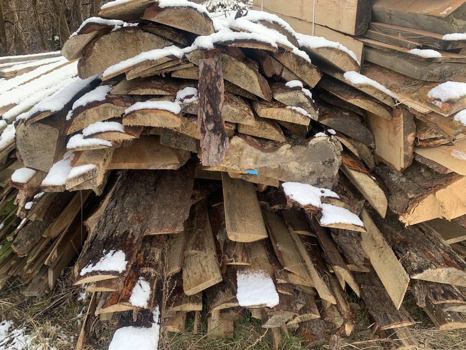 Drewno opałowe suche