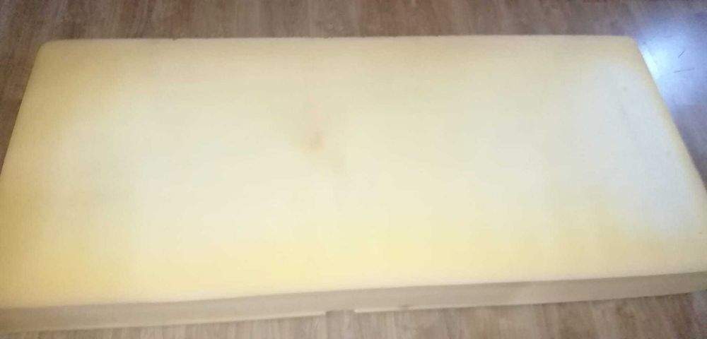 Colchão molas ensacadas e espuma solteiro c/ pouco uso. 198x 88x20cm