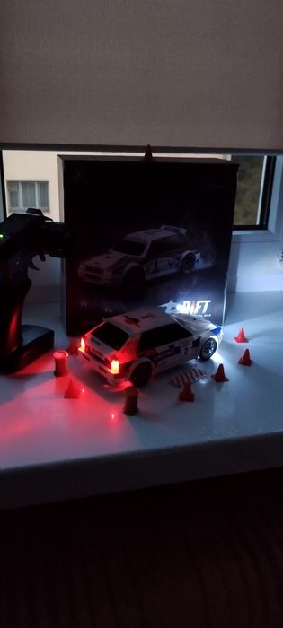 Дрифт Машинка Lancia Delta HF 1:24 з Super Led і 4×4