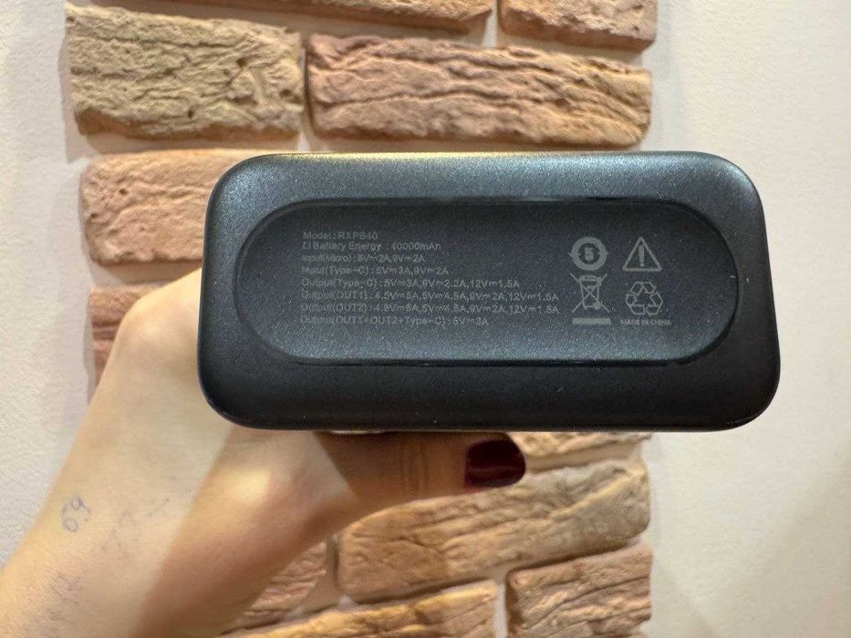 Павербанк для ноутбука Power Bank 40000 30000 Rixus швидка зарядка