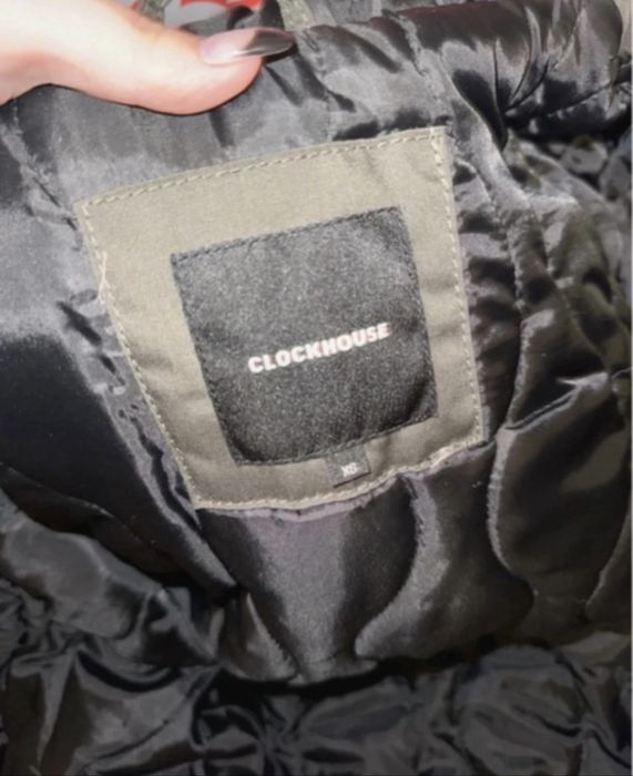 casaco / parca  / tamanho XS mas serve a M