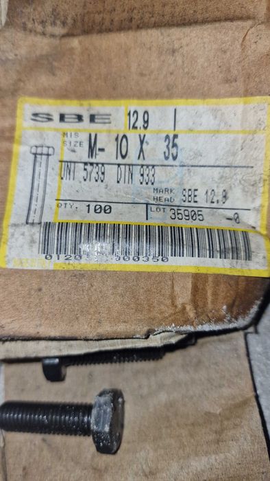 śruby na wagę 12.9 m10 x35 SBE