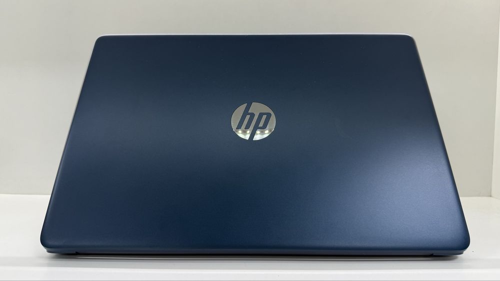 Мультимедійний ноутбук HP Laptop 15s-fq5129ns i5-12gen/ 16RAM/ 512SSD