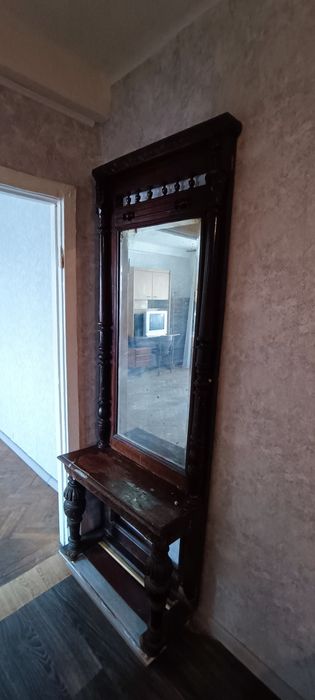 Воскресенський проспект 15(Перова), авторинок,  ТЦ "Квадрат"