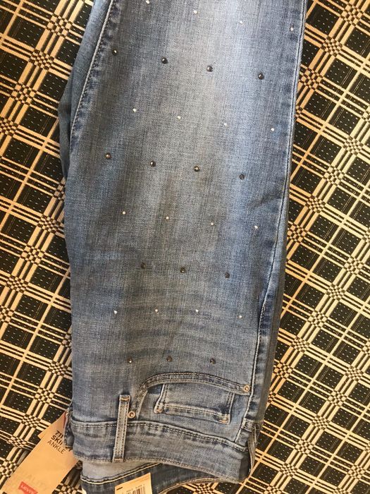 Классные джинсы Levi’s