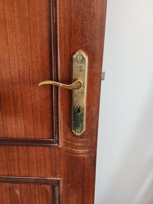 Porta Madeira Maciça