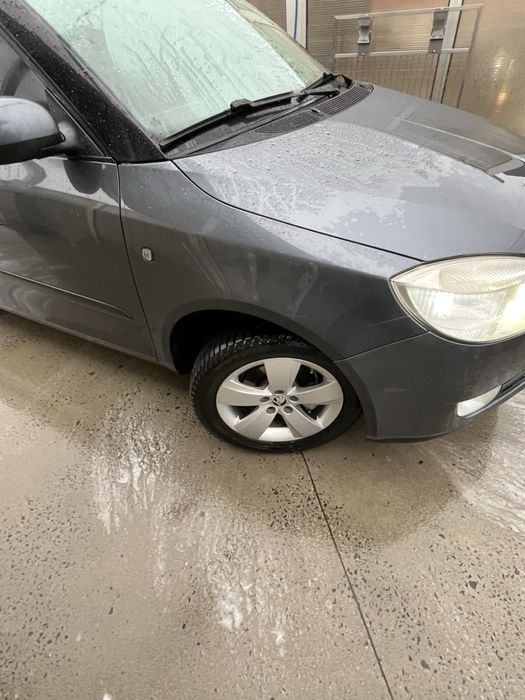 Фабія 2 1.6 бензин