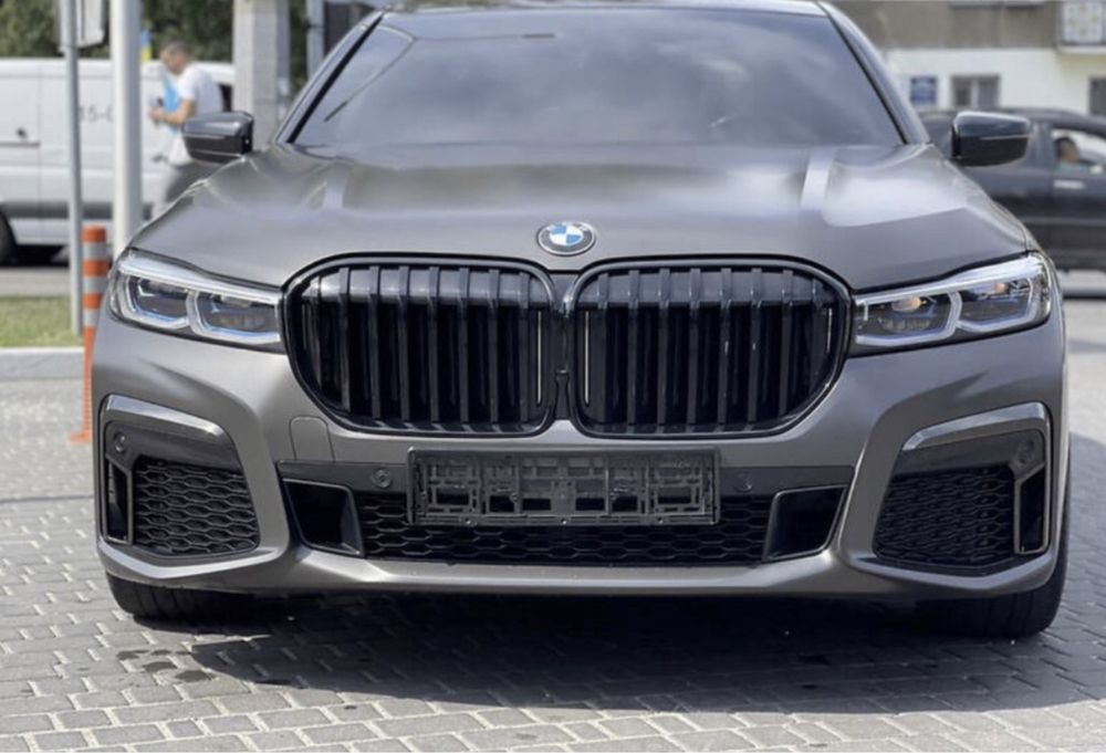 Рестайлинг 2019+ для BMW 7 Series G12 (2015-2019) Обвес M760 LCI, фары