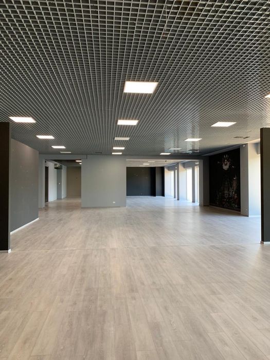 АРЕНДА Весь 2 этаж. Свой вход .  р-н Королева 600m2‼️Люстдорфская