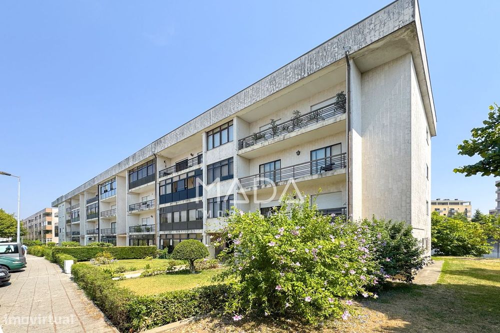 Apartamento T3 c/garagem fechada em São Victor, Braga