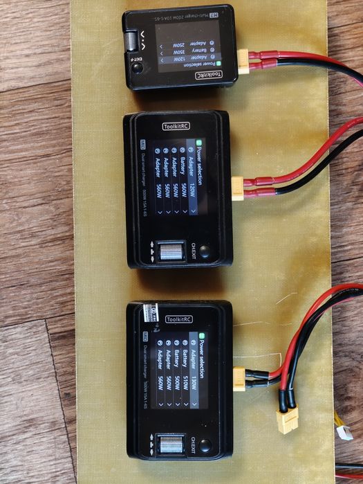 Зарядное устройство  ToolkitRC M7 (200W). Откалибровано!