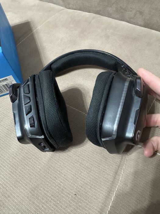 Навушники Logitech g933