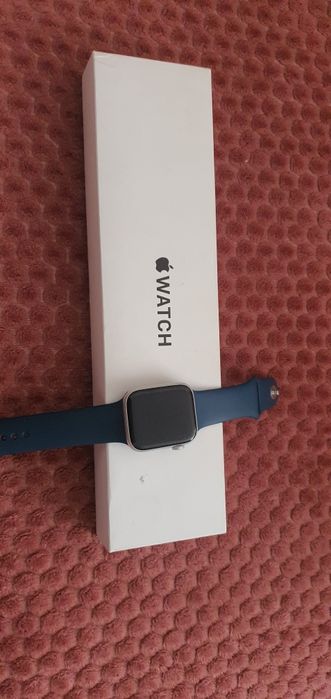 Apple Watch SE 44 мм A2354 GPS + Cellular Blue — стан нового