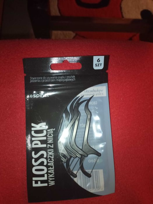 Wykałaczki z nicią do zębów Spinel