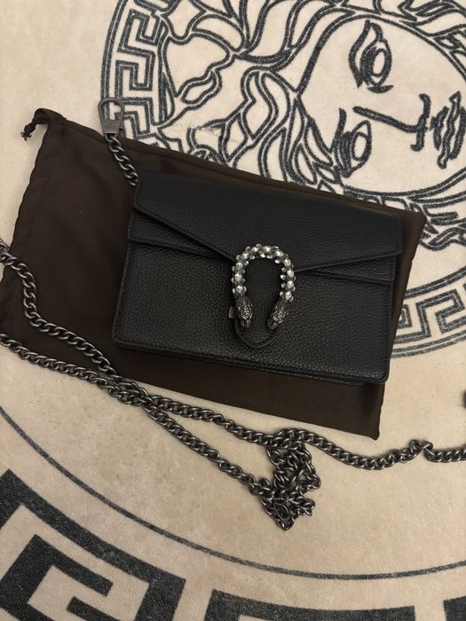 Torebka nerka skórzana Gucci