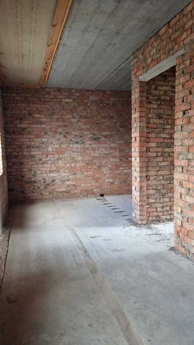 Продам таунхаус-БЕЗ КОМІСІЇ-Цегла+СТИЛЬНИЙ+УВАГА-Місцеві Комунікації!