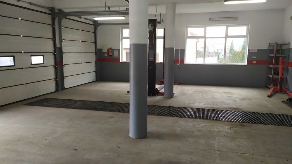 Dom i budynek użytkowy w Łukowie - Widok 6